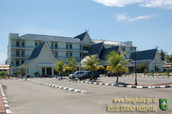 Terkena Dampak Kabut Asap, Masyarakat Gratis Berobat di RSUD Bengkalis